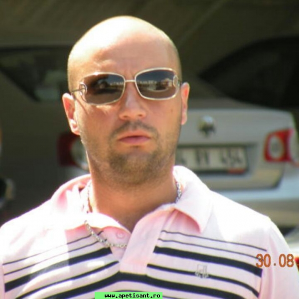 alex28alex28